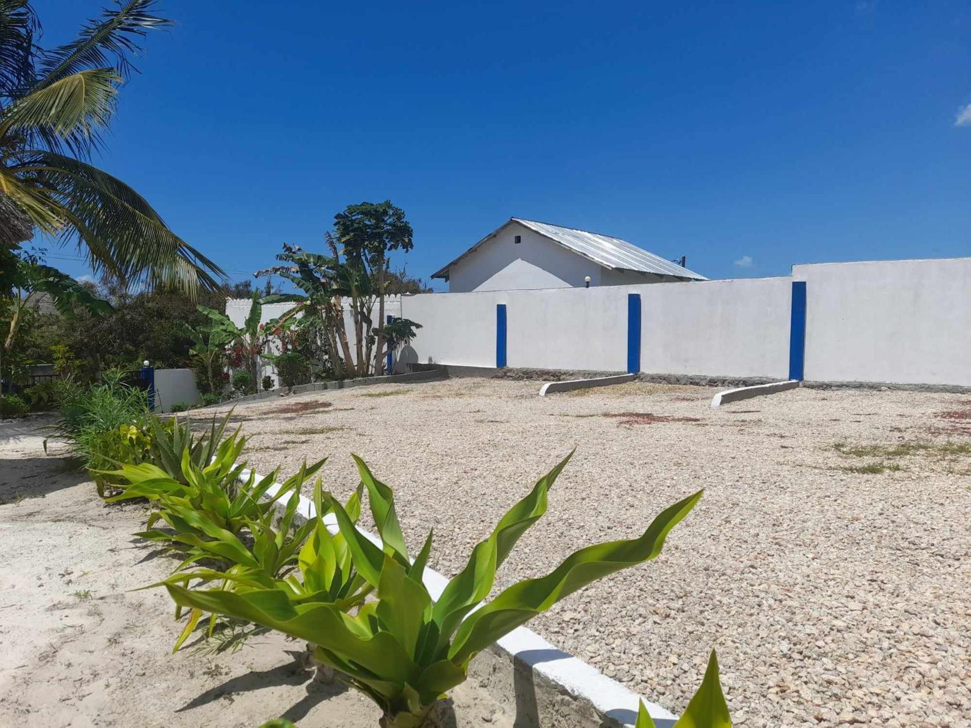 Отель Africa Dream Bungalow Kiwengwa Кивенгва Экстерьер фото